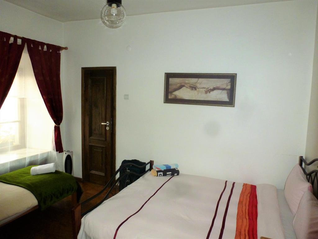 Seven Fridays Vilnius Room photo